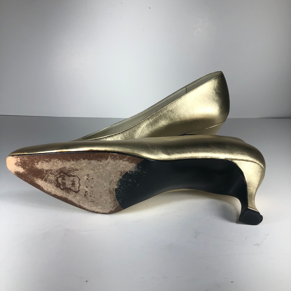 Stuart Weitzman Corniche Gold Satinato Heels - Picture 8 of 8